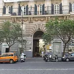 Napolinn 4* Neapel