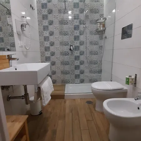Napolinn 4* Neapel