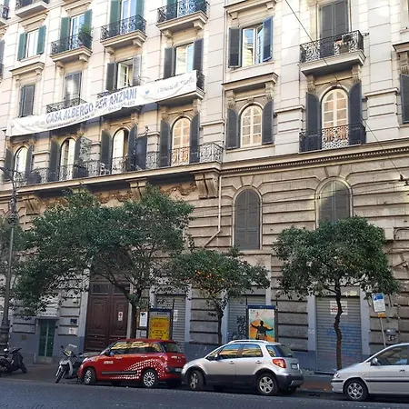 Napolinn 4* Neapel