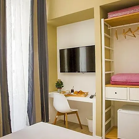 Napolinn 4*