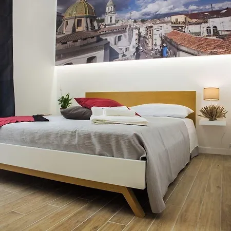 Napolinn 4*