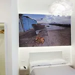 Bed & Breakfast Napolinn 4*