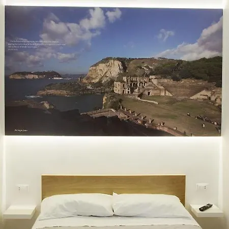 Napolinn 3* Nápoly