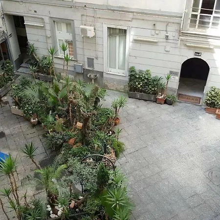 Napolinn Panzió Nápoly